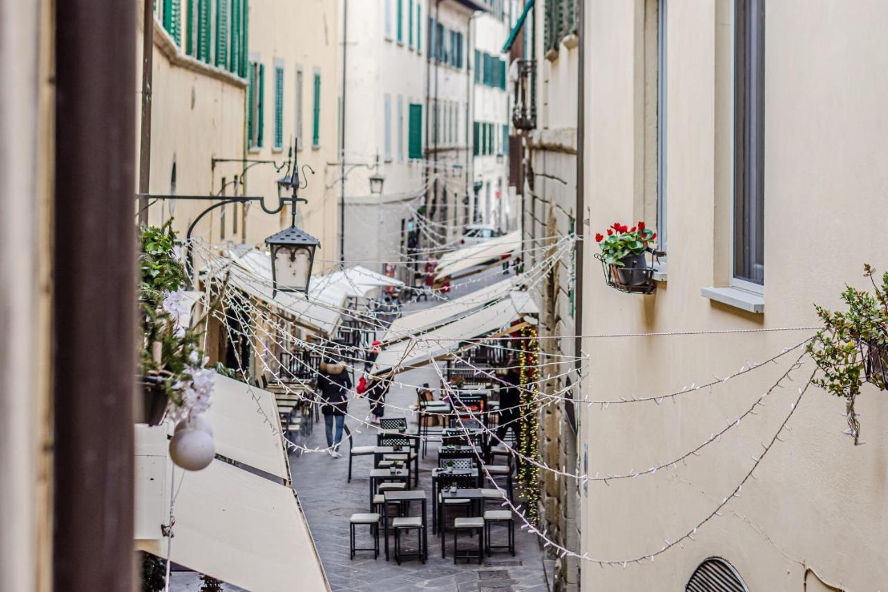 Appartamento Milton Con Terrazza Ареццо Екстер'єр фото