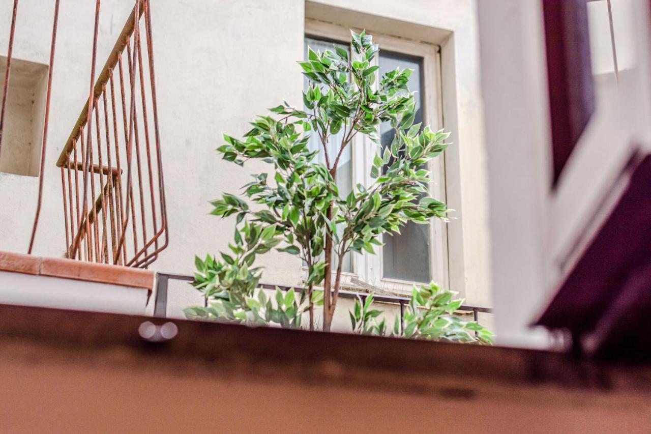 Appartamento Milton Con Terrazza Ареццо Екстер'єр фото